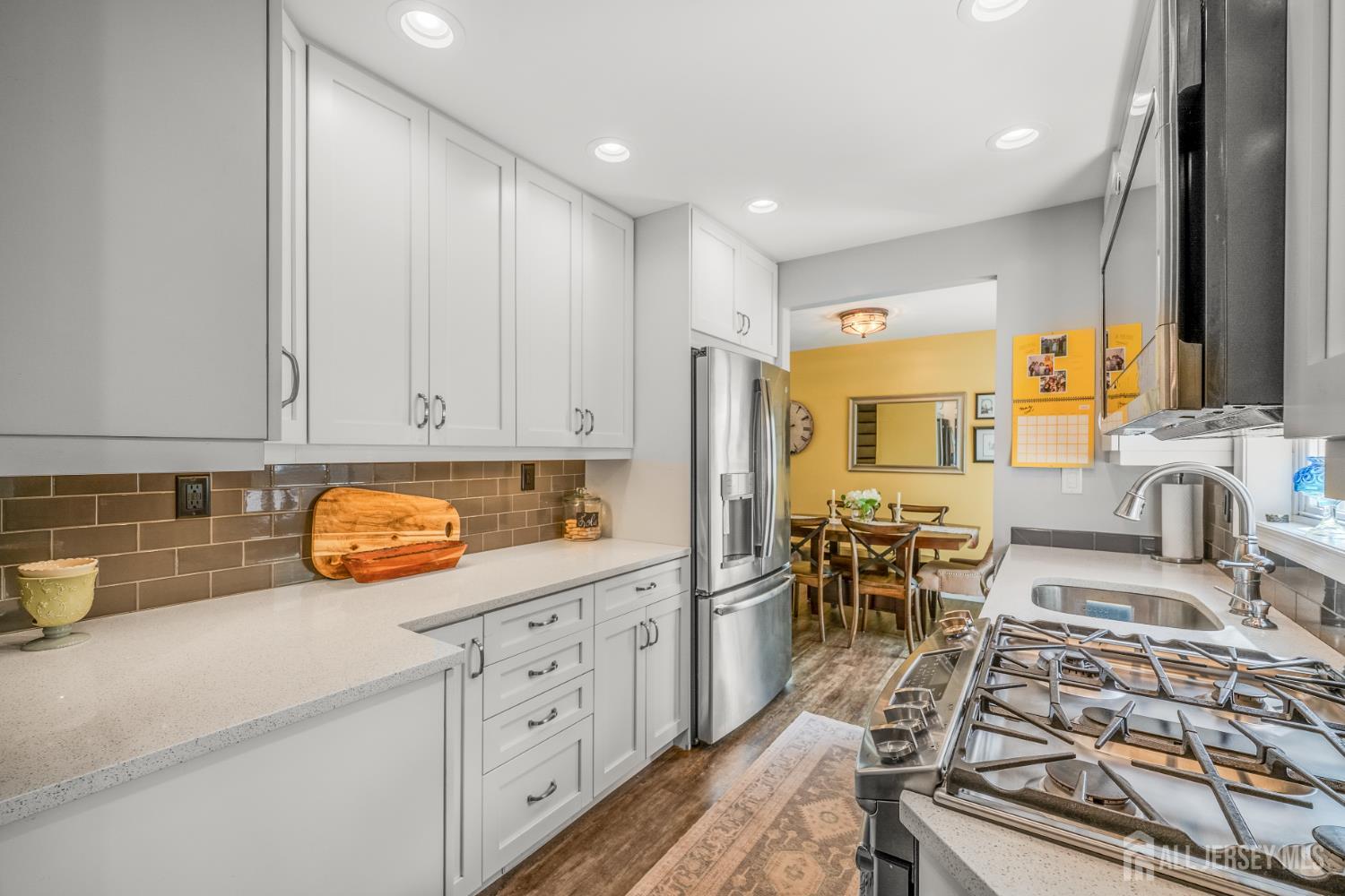 5 Wendy Road Colonia, NJ 07067 - Photo 24 of 41 Gallery Image 24