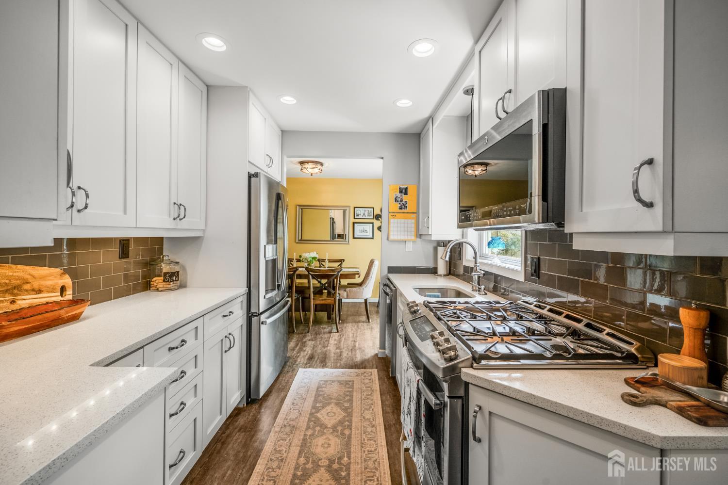 5 Wendy Road Colonia, NJ 07067 - Photo 26 of 41 Gallery Image 26