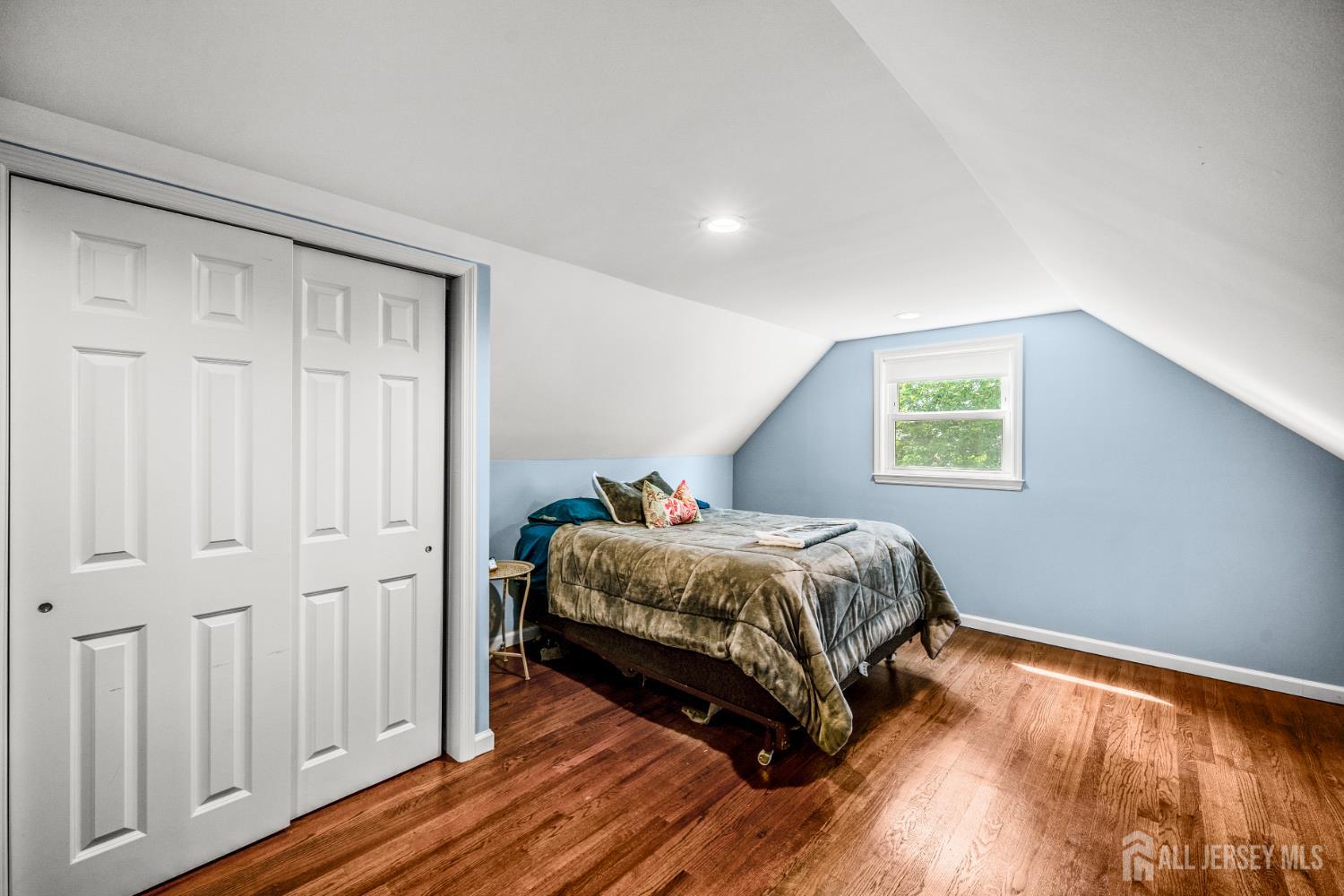 5 Wendy Road Colonia, NJ 07067 - Photo 36 of 41 Gallery Image 36