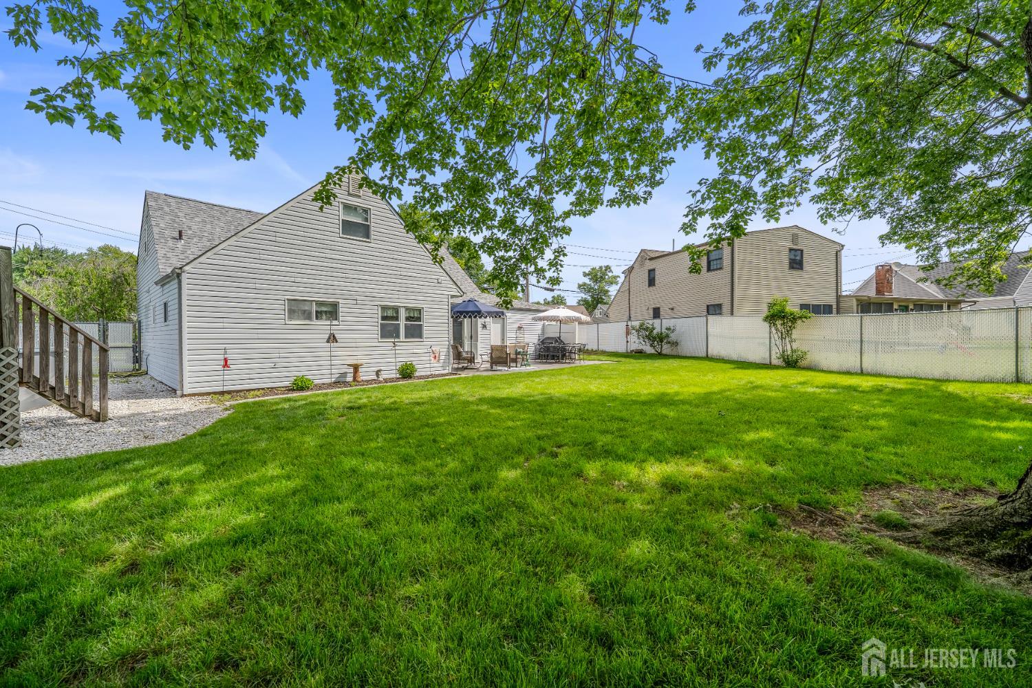 5 Wendy Road Colonia, NJ 07067 - Photo 8 of 41 Gallery Image 8