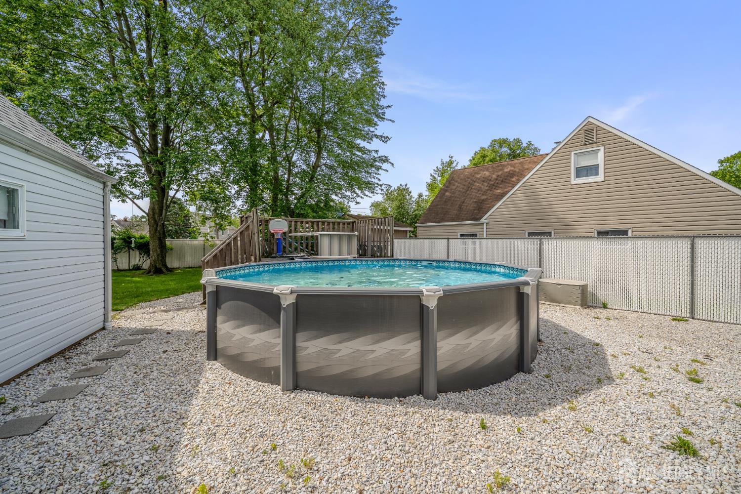 5 Wendy Road Colonia, NJ 07067 - Photo 10 of 41 Gallery Image 10