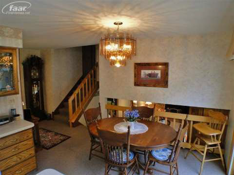 11441 Foley Road Fenton, MI 48430 - Photo 6 of 32 20352891-5.JPG