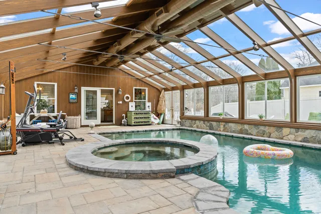 $1,420,000 | 59 Meadow Lane, Ogunquit, ME 03907