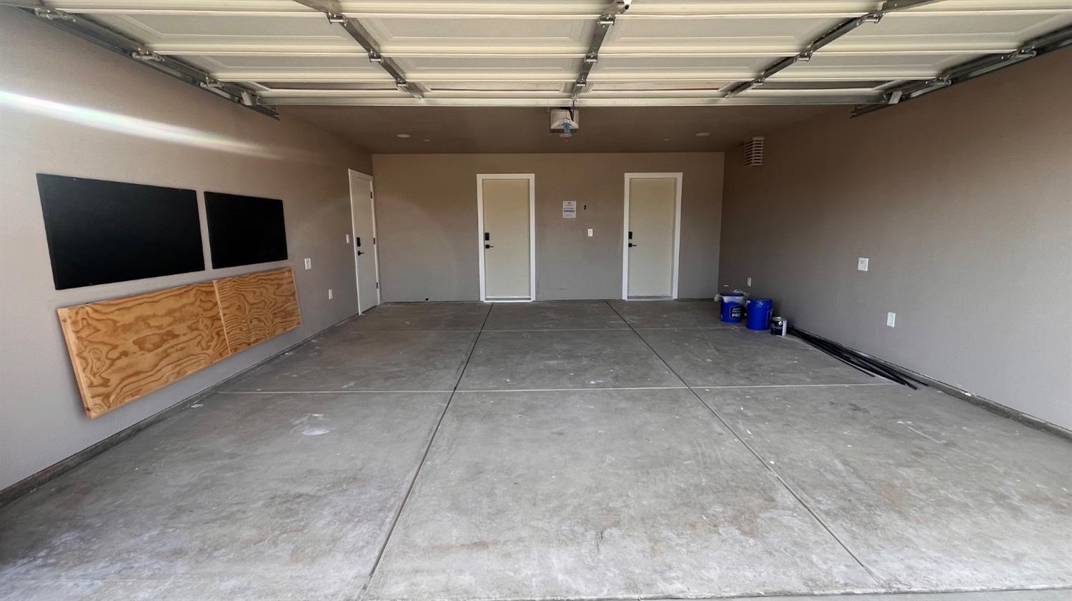 25918 Tanforan Drive Madera, CA 93638 - Photo 36 of 37 a view of an empty room with a tv