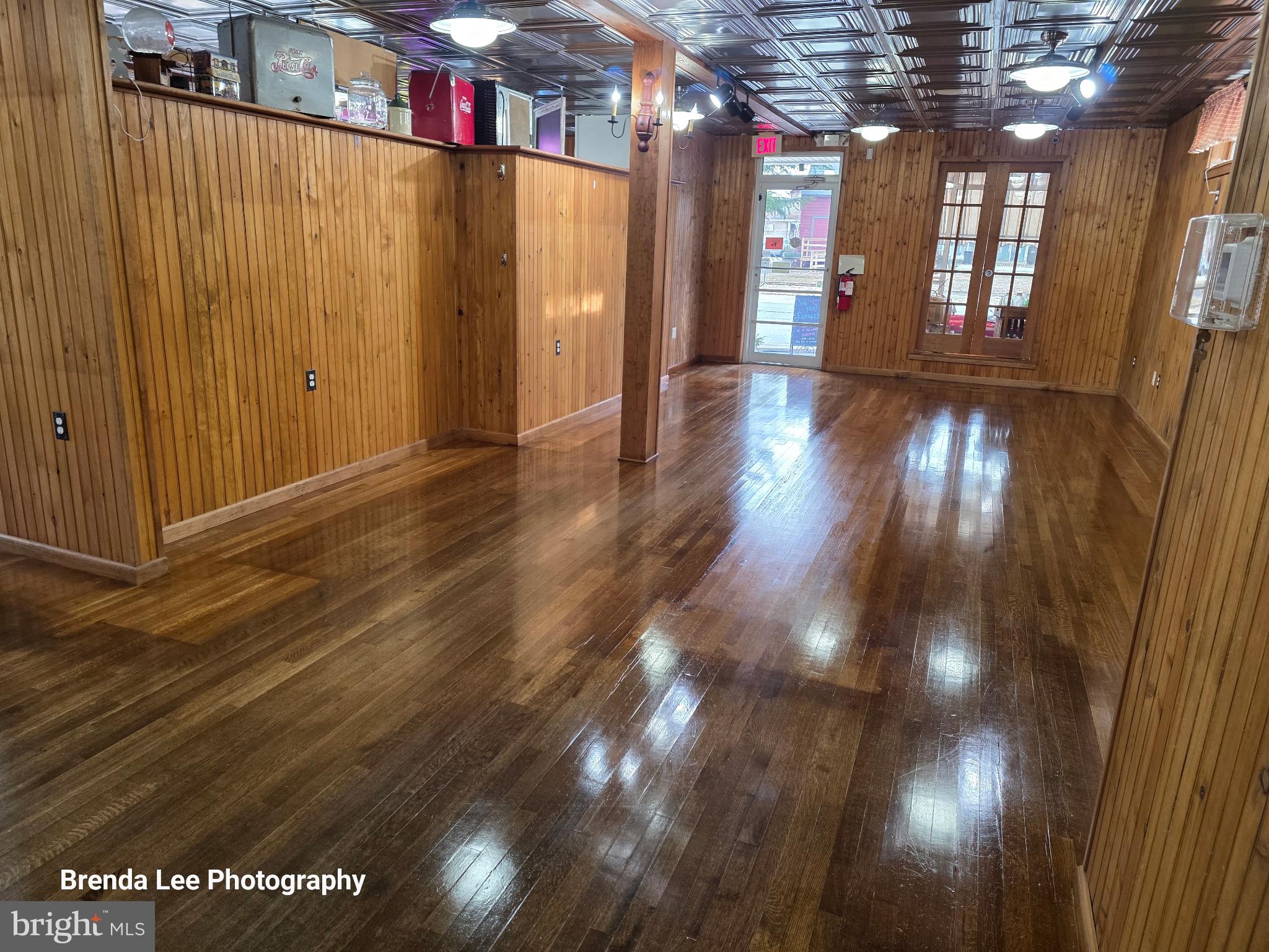 7 West Belle Street Ridgely, MD 21660 - Photo 10 of 18 a view of an entryway with wooden floor