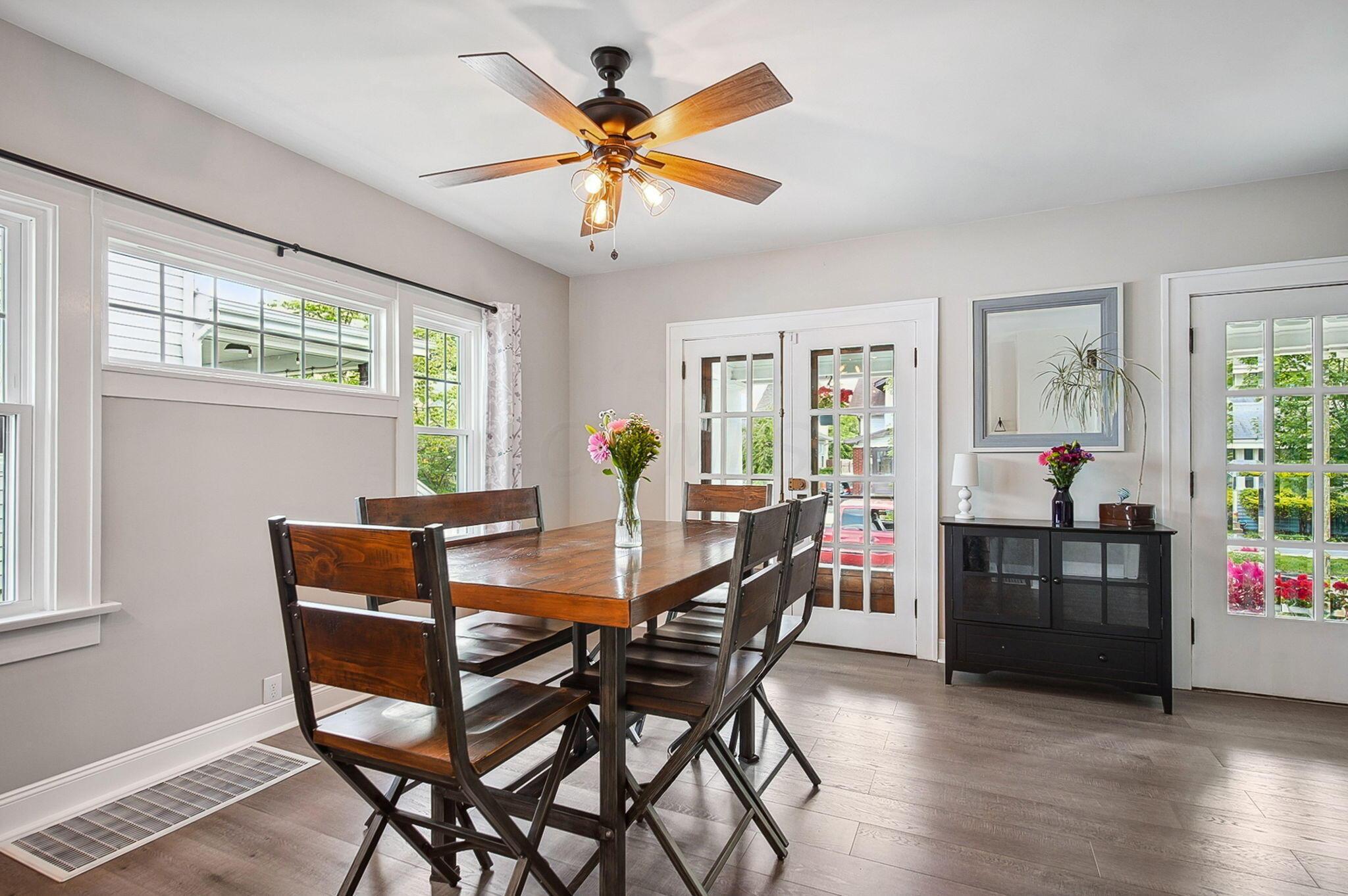 184 East Tulane Road Columbus, OH 43202 - Photo 10 of 50 DINING ROOM