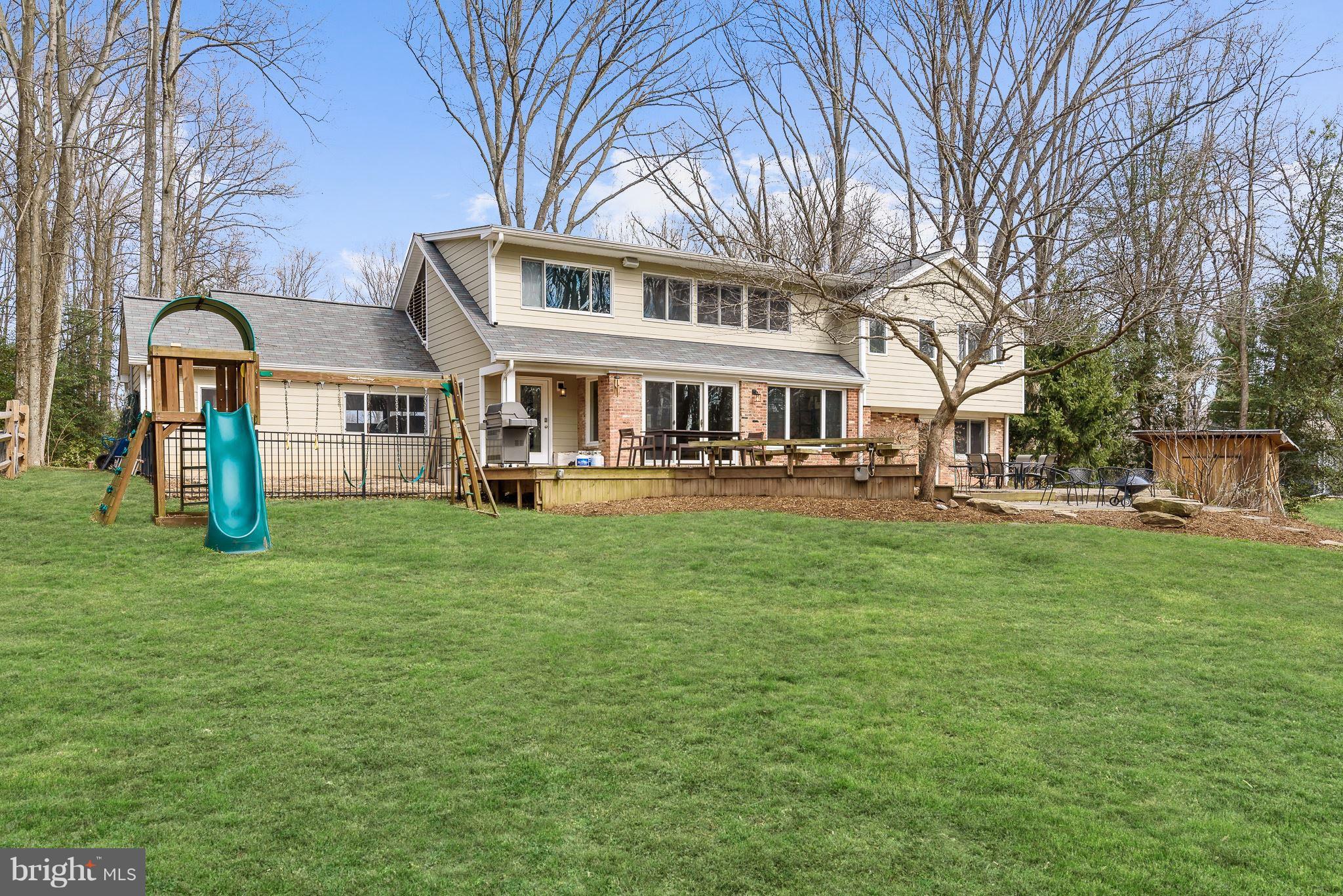 2023 Carrhill Road Vienna, VA 22181 - Photo 28 of 30 Exterior (General)