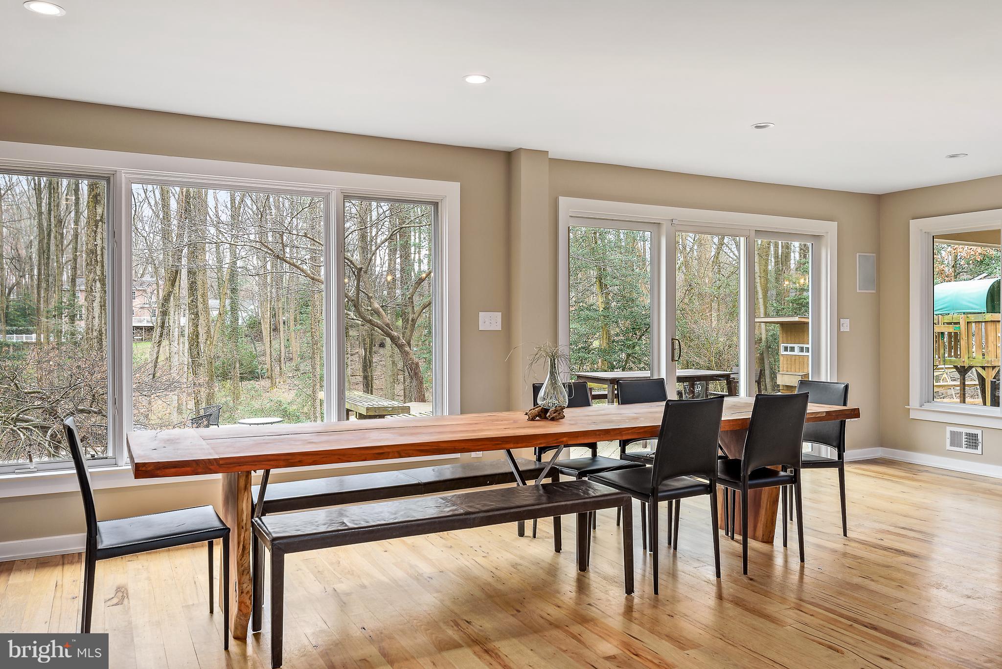 2023 Carrhill Road Vienna, VA 22181 - Photo 10 of 30 Dining Room