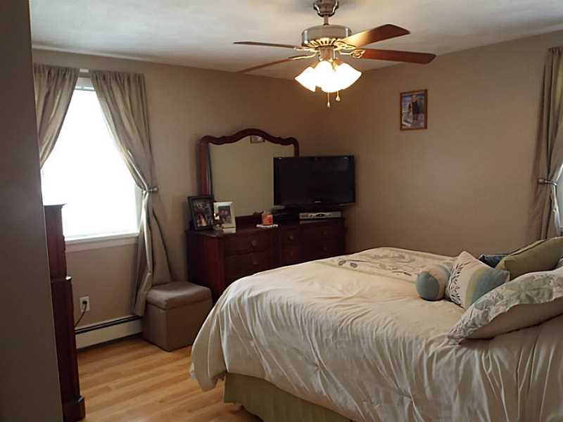 63 Capwell Avenue Woonsocket, RI 02895 - Photo 11 of 14 Bedroom.