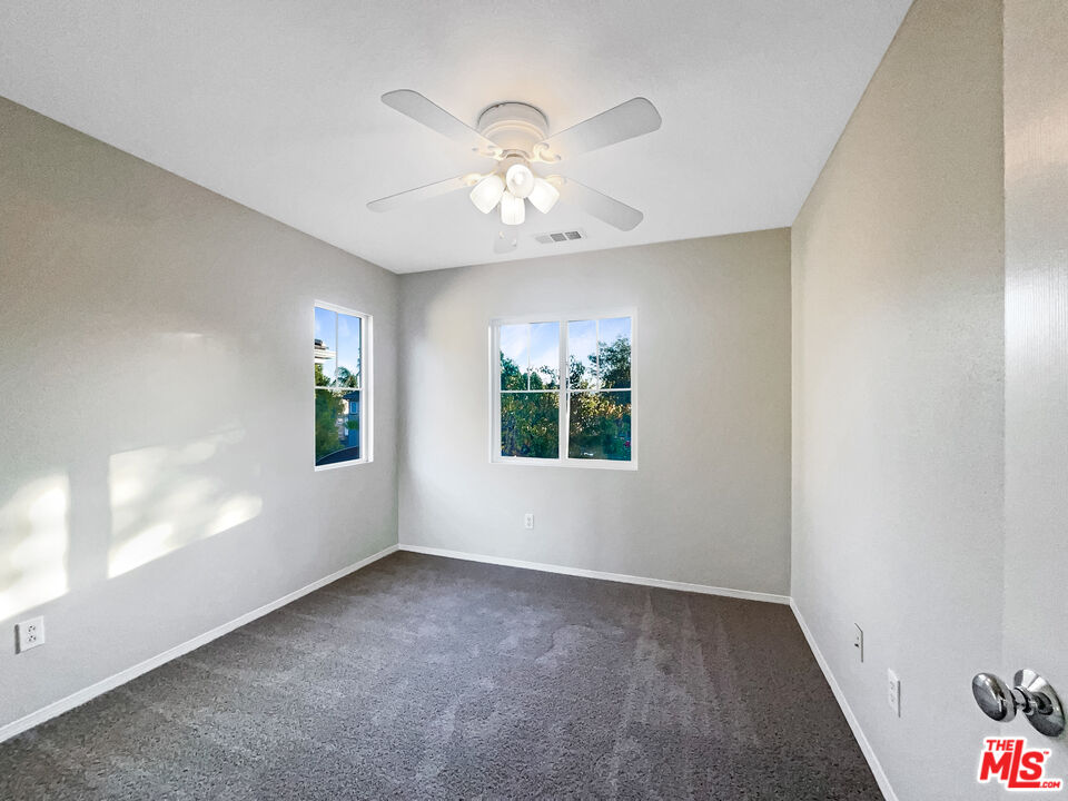 24043 Tango Drive Valencia, CA 91354 - Photo 22 of 25