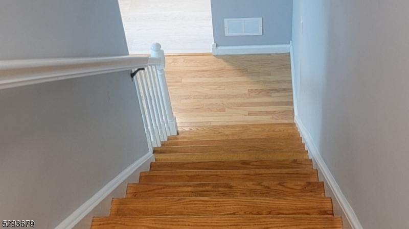 4 Deerfield Road Warren, NJ 07059 - Photo 11 of 17 Gallery Image 11