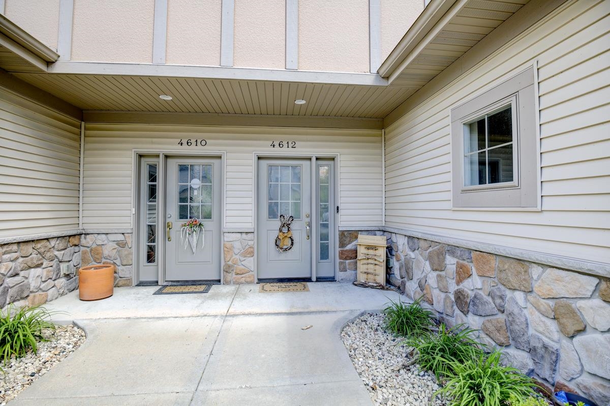 4612 Burma Road McFarland, WI 53558 - Photo 5 of 35