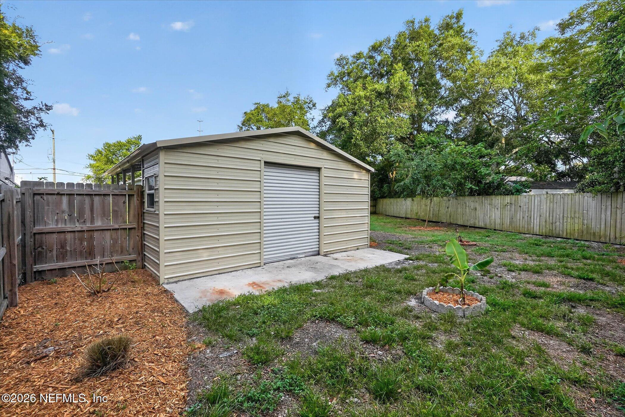 2618 Bayview Road Jacksonville, FL 32210 - Photo 19 of 21 38-2618-Bayview-Rd-WindowStill-Photograp