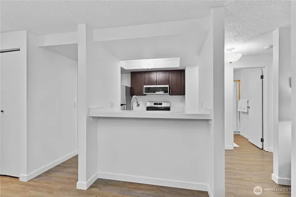 $220,000 | 14515 Northeast 32nd Street, Unit H104, Bellevue, WA 98007