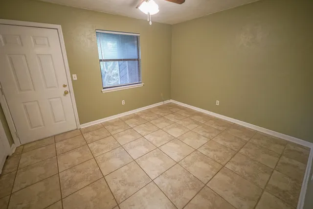 $1,100 | 2100 Continental Avenue, Unit 5, Tallahassee, FL 32304
