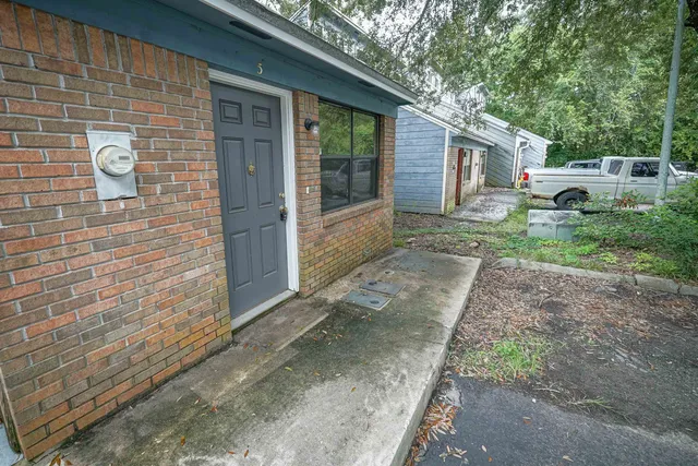 $1,100 | 2100 Continental Avenue, Unit 5, Tallahassee, FL 32304
