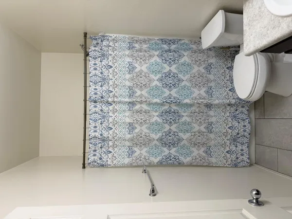 $2,300 | 7217 West Golden Lane, Peoria, AZ 85345
