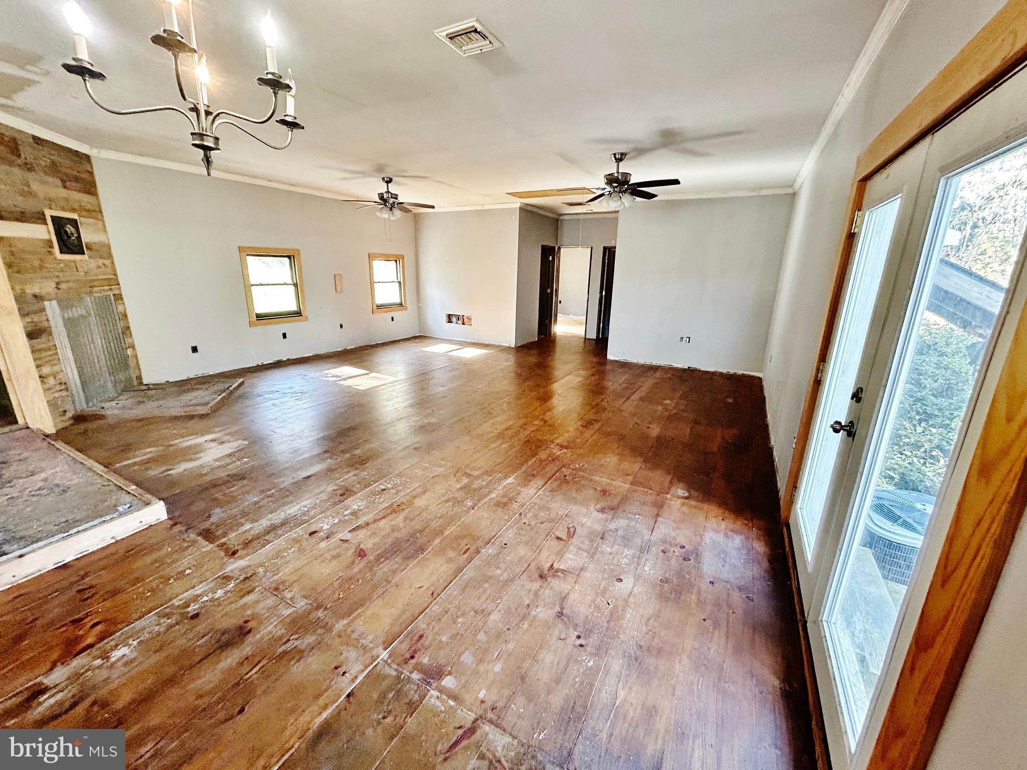 585 Rudy Road York, PA 17406 - Photo 4 of 19 Gallery Image 4