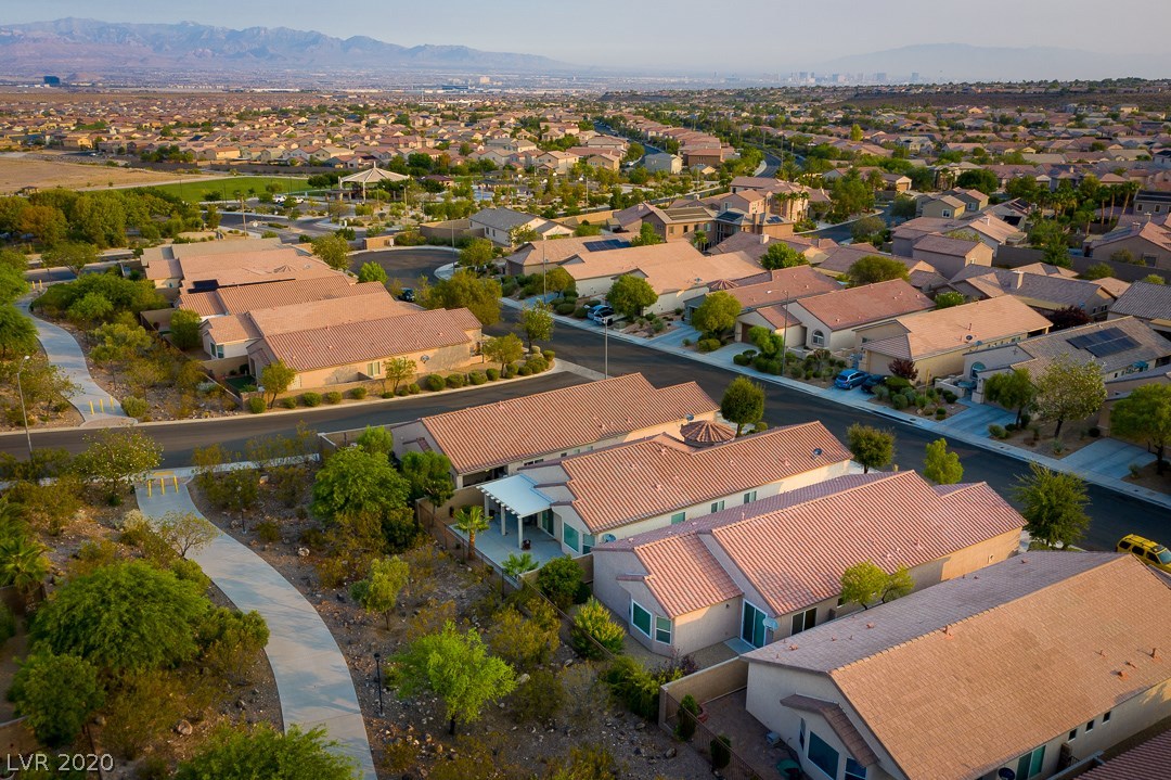2775 Lochleven Way Henderson, NV 89044 - Photo 3 of 49