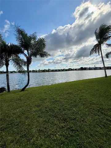 $2,000 | 1303 South Liberty Avenue, Unit 1303J, Homestead, FL 33034