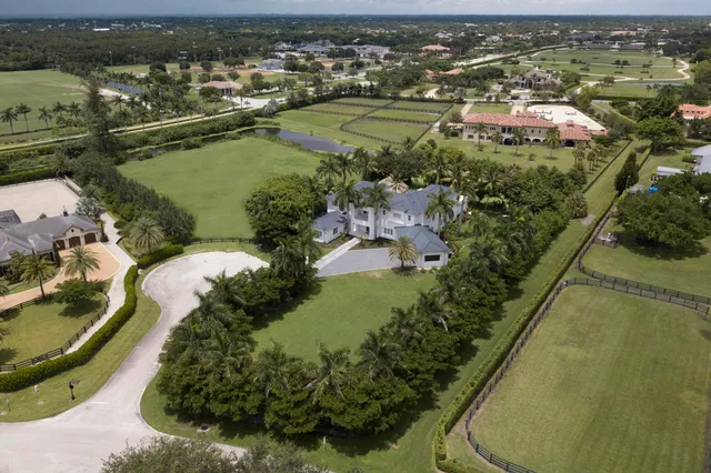 $8,350,000 | 3530 Aiken Court, Wellington, FL 33414