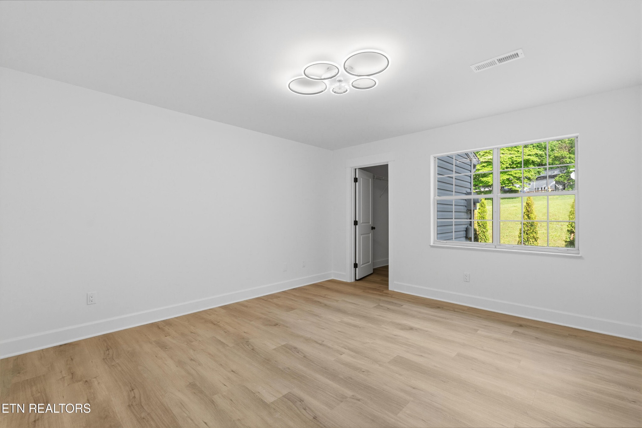 103 Hanover Place Oak Ridge, TN 37830 - Photo 12 of 25 Gallery Image 12