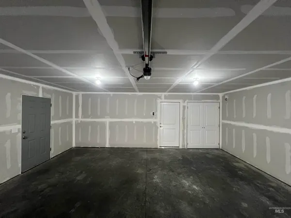 $399,900 | 1735 Painted Rock Court, Lewiston, ID 83501