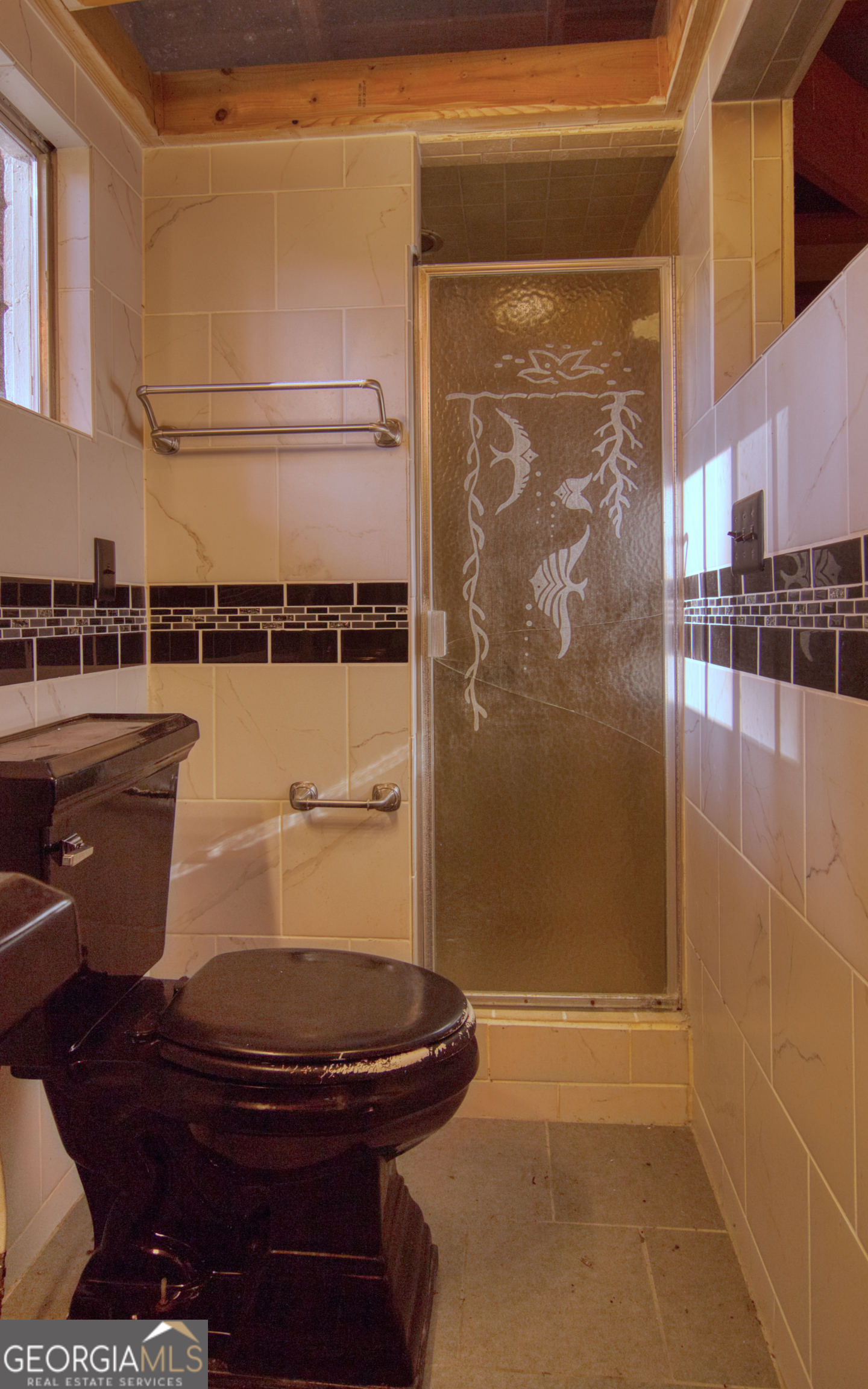 4421 Albert Rahn Road Glennville, GA 30427 - Photo 61 of 73 a bathroom with a toilet and a shower