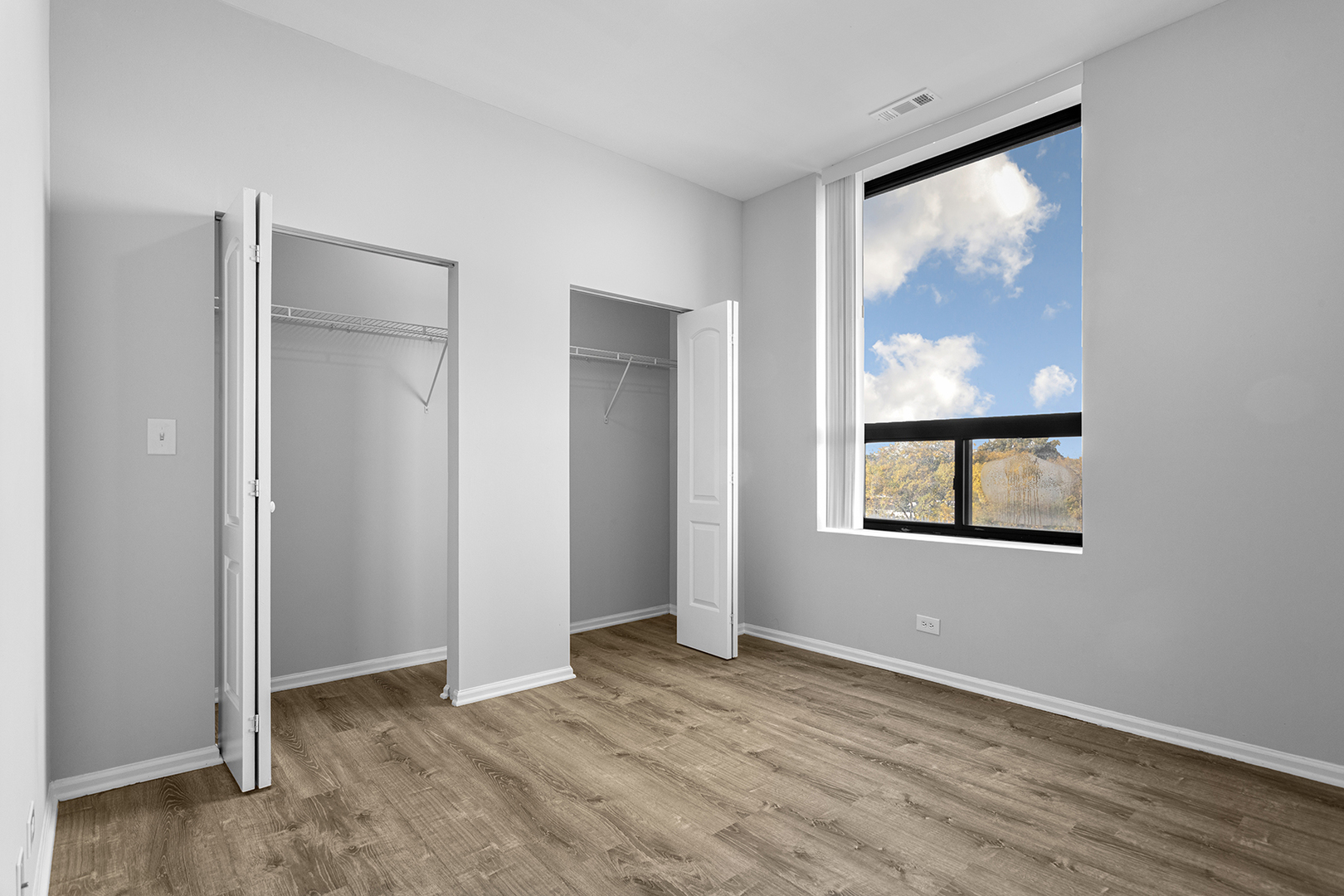 2451 West Howard Street, Unit 407 Chicago, IL 60645 - Photo 7 of 14