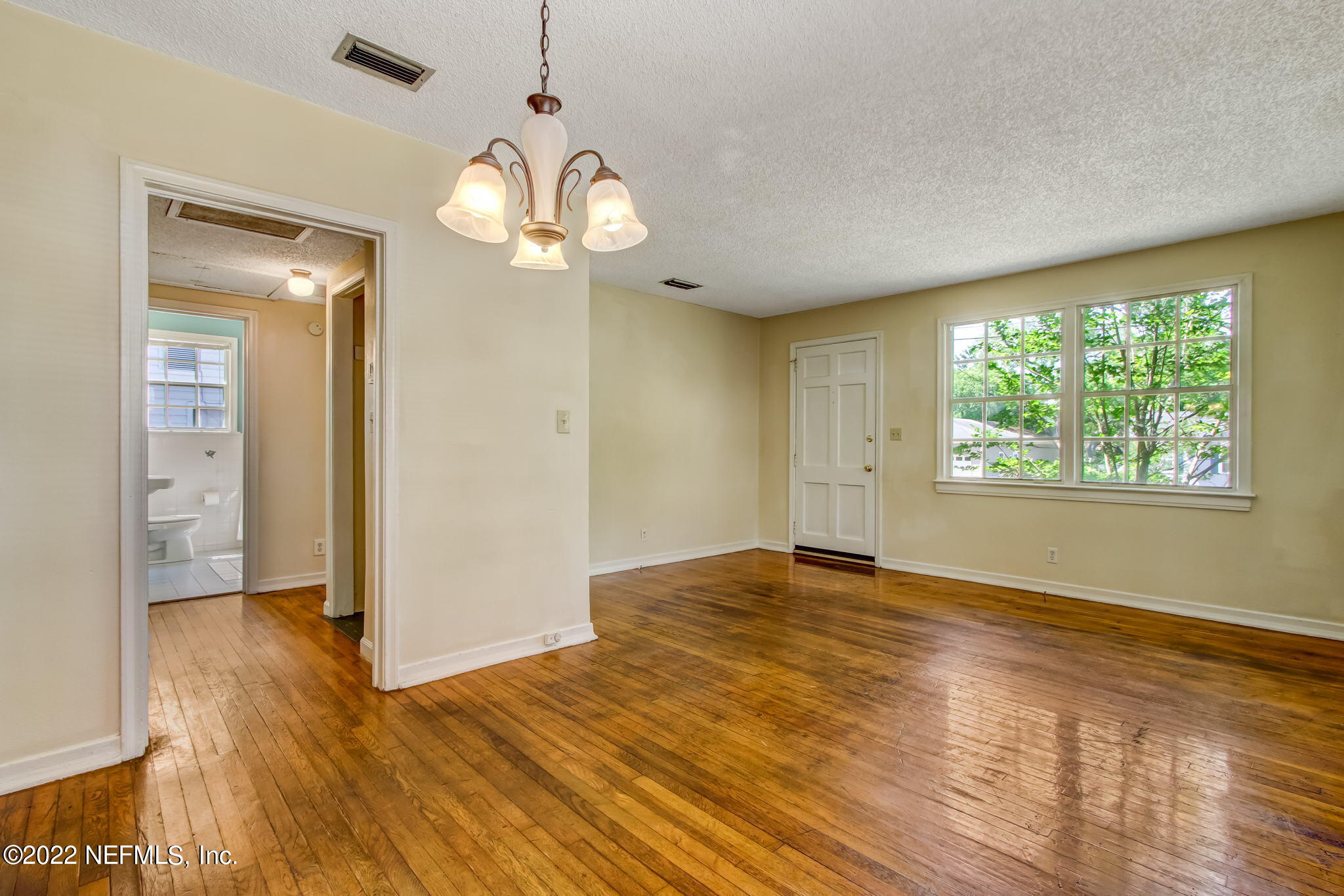 4548 Birkenhead Road Jacksonville, FL 32210 - Photo 10 of 14 Wonderful Hardwoods