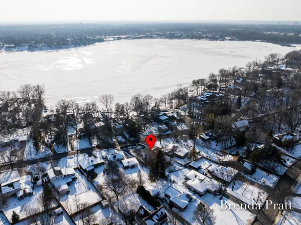 $2,400,000 | 2909 Pioneer Club Road Southeast, East Grand Rapids, MI 49506