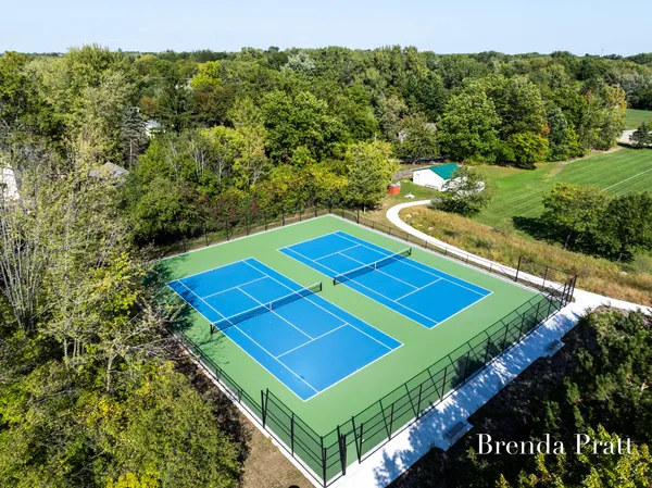 $2,400,000 | 2909 Pioneer Club Road Southeast, East Grand Rapids, MI 49506