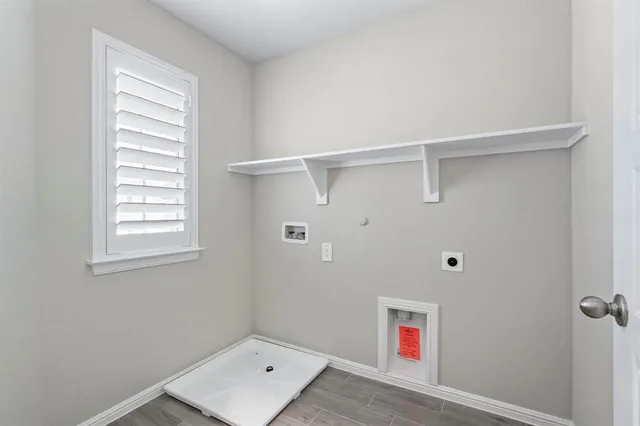 a view of backyard with cabin