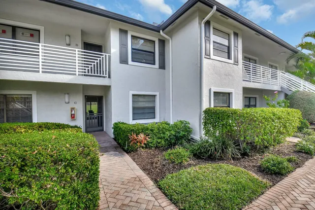 $64,900 | 31 Southport Lane, Unit C, Boynton Beach, FL 33436