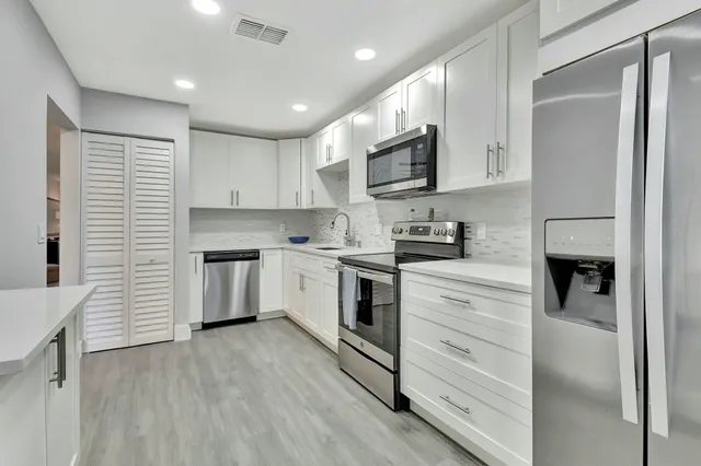 $64,900 | 31 Southport Lane, Unit C, Boynton Beach, FL 33436