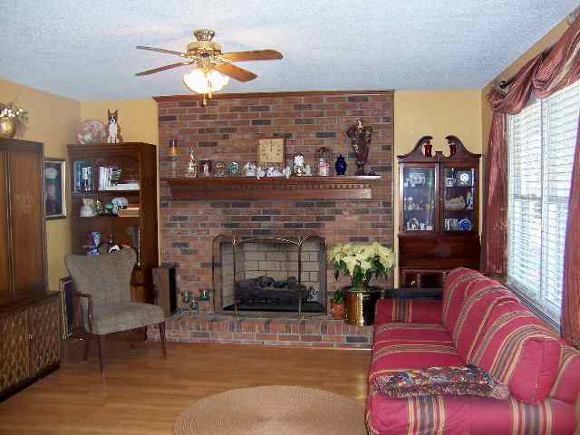 726 Pope Field Road Easley, SC 29642 - Photo 2 of 11 Gallery Image 2