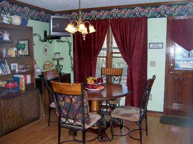726 Pope Field Road Easley, SC 29642 - Photo 4 of 11 Gallery Image 4