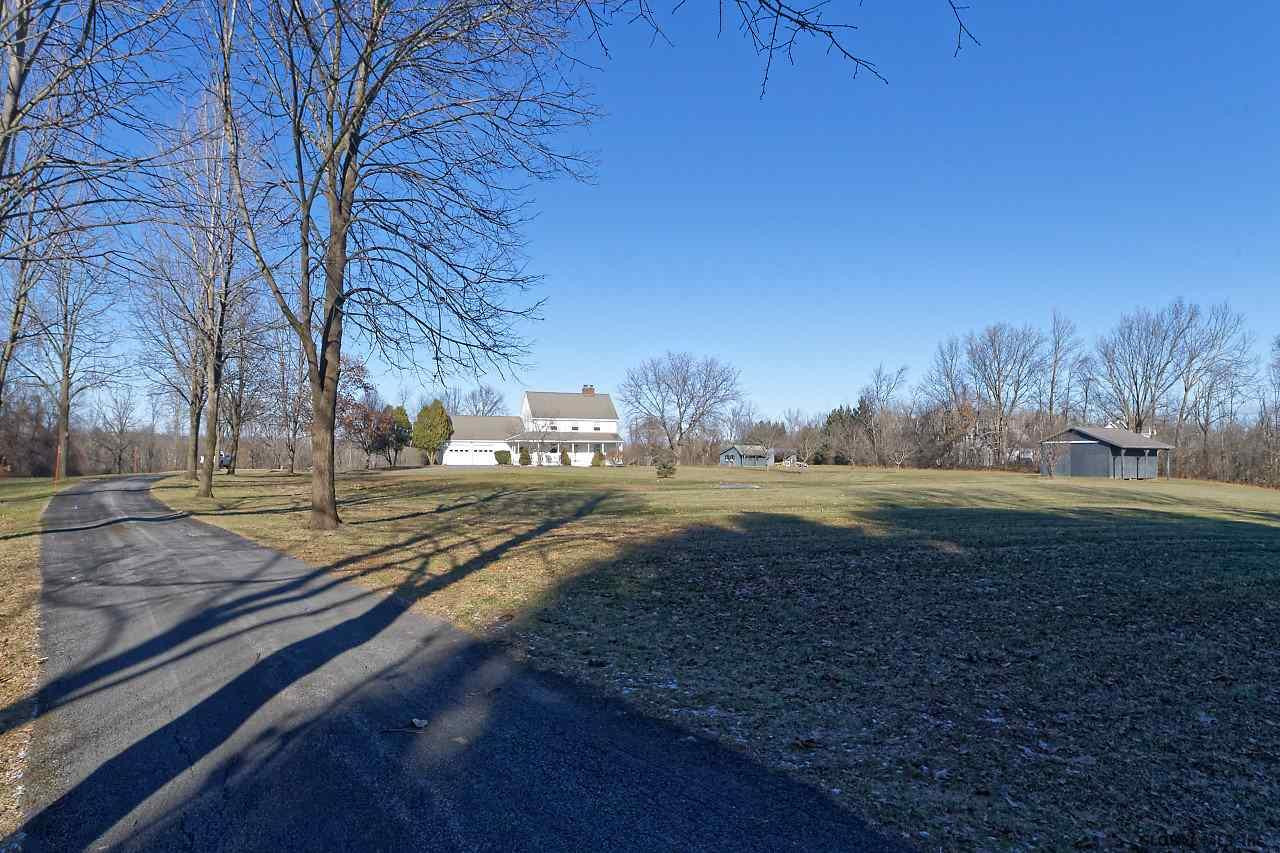522 Randall Road Ballston, NY 12020 - Photo 4 of 64 Photo 4