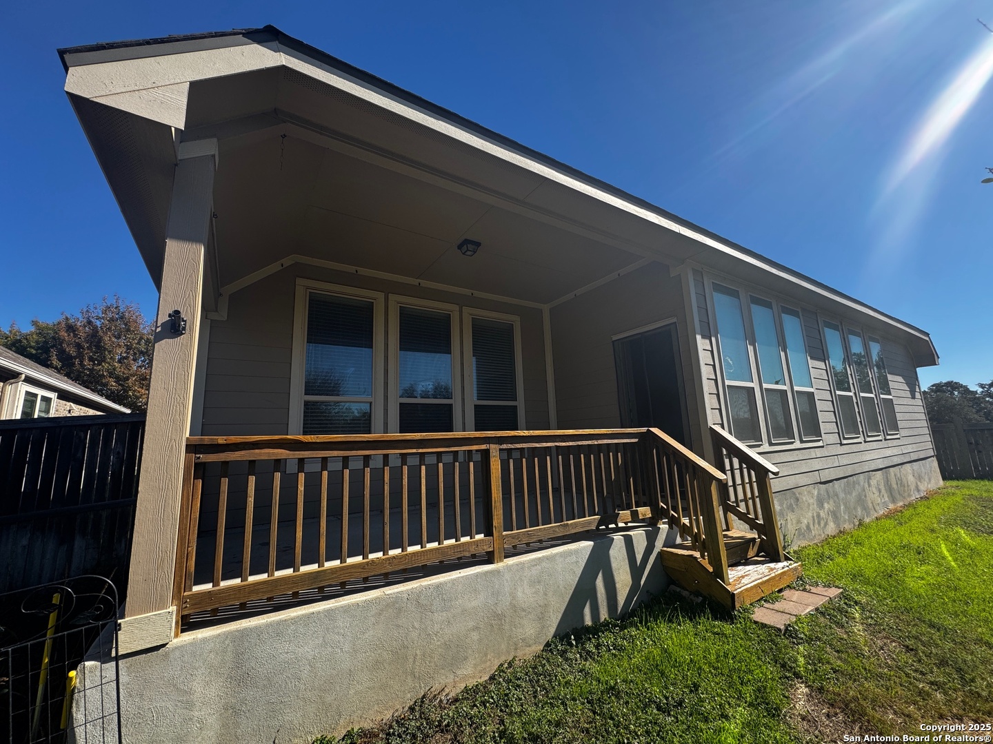 615 Raceland Road San Antonio, TX 78245 - Photo 8 of 33