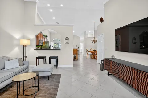 $488,000 | 8451 Vía Serena, Boca Raton, FL 33433