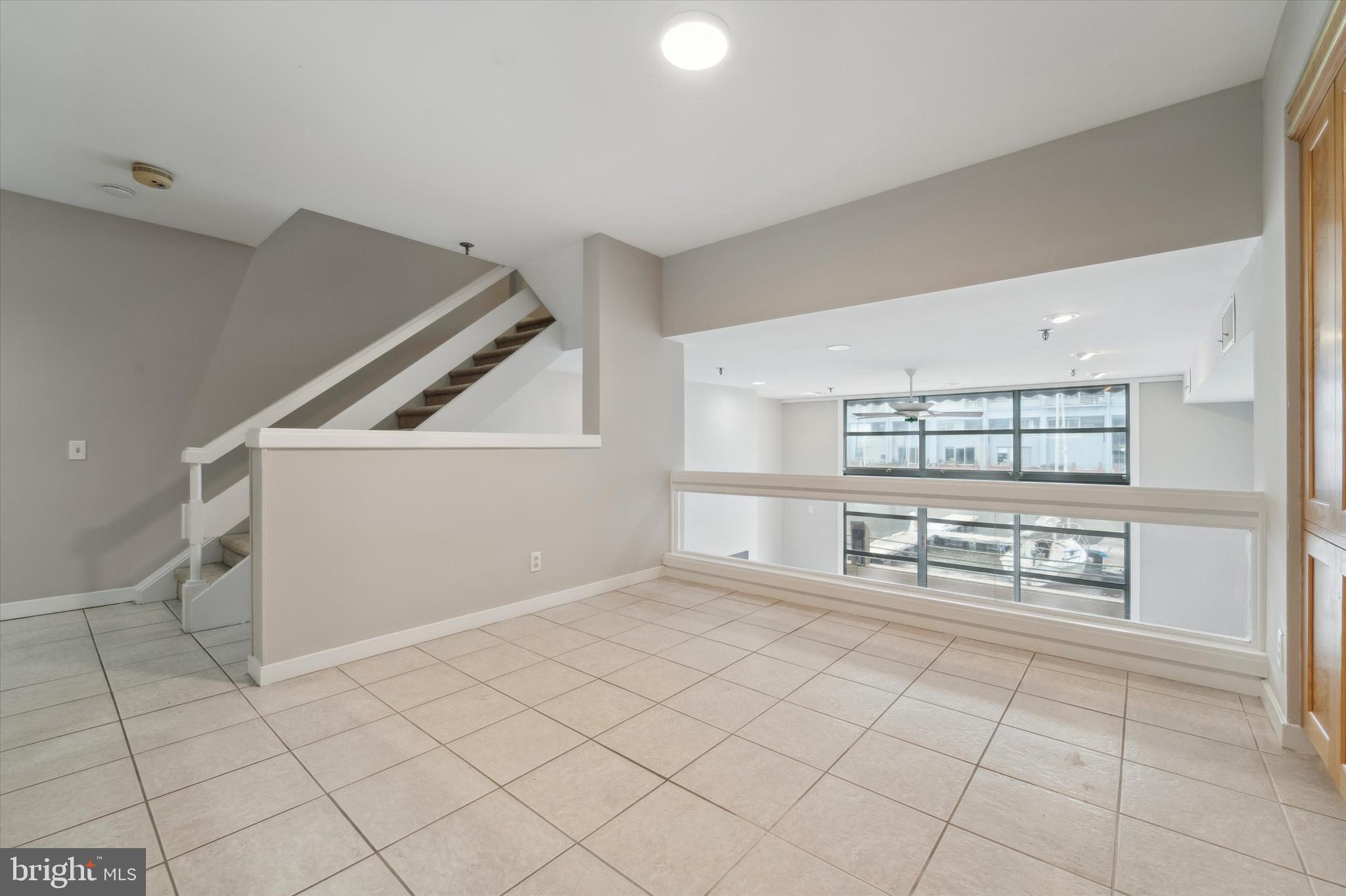 7 North Christopher Columbus Boulevard, Unit 130 Philadelphia, PA 19106 - Photo 16 of 44 Dining room looking toward living room