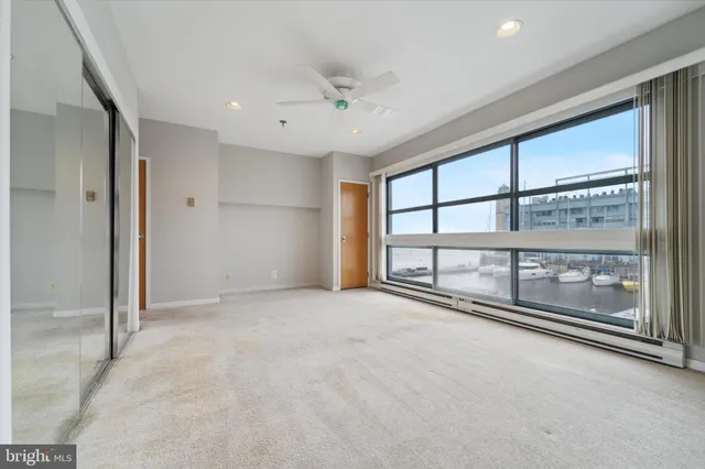 $550,000 | 7 North Christopher Columbus Boulevard, Unit 130, Philadelphia, PA 19106