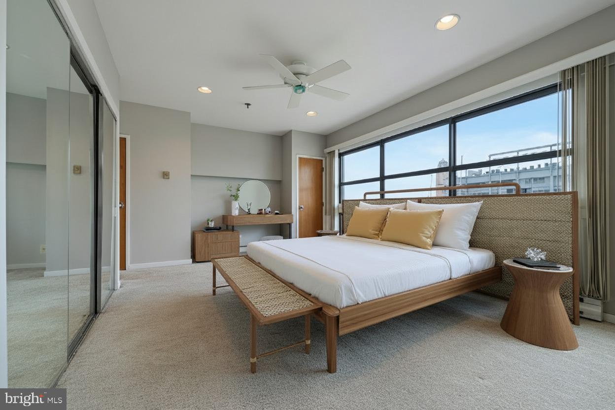 7 North Christopher Columbus Boulevard, Unit 130 Philadelphia, PA 19106 - Photo 27 of 44 Virtually staged primary bedroom