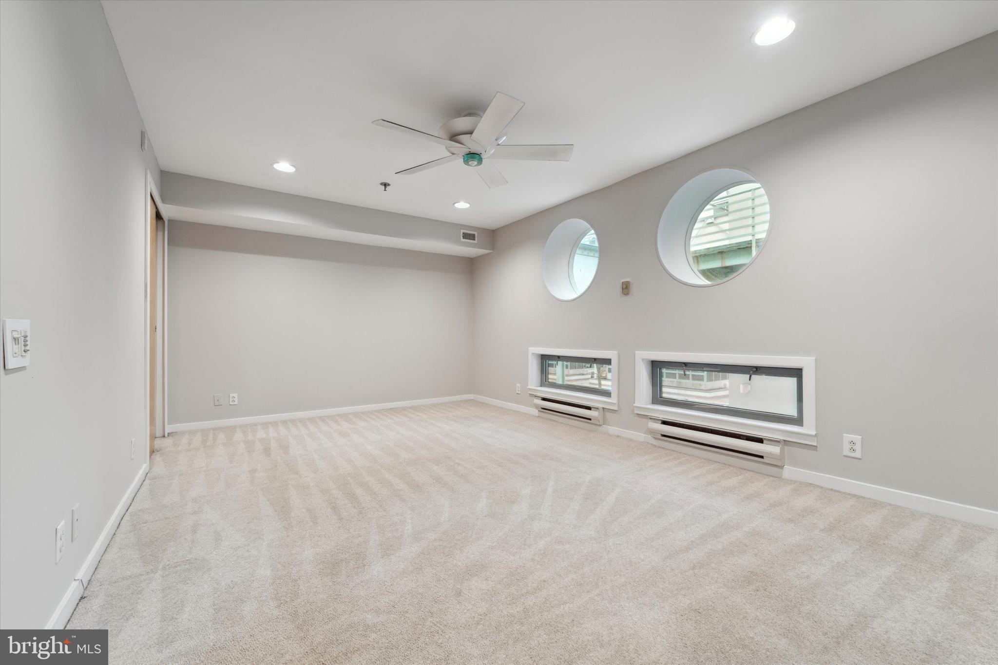 7 North Christopher Columbus Boulevard, Unit 130 Philadelphia, PA 19106 - Photo 31 of 44 2nd bedroom