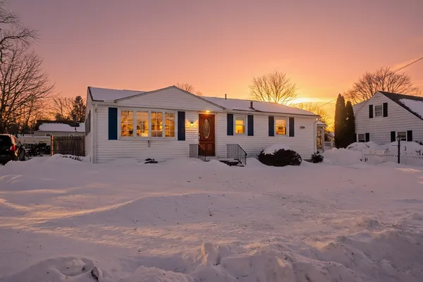 $342,500 | 35 Mount Vernon Road, Chicopee, MA 01013