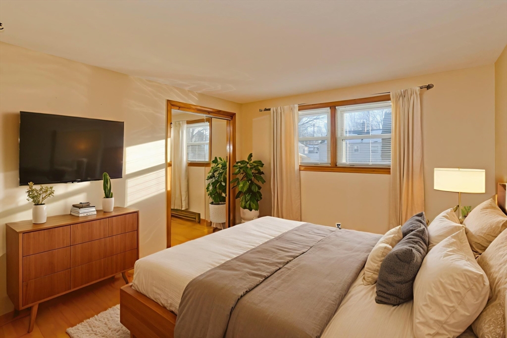 35 Mount Vernon Road Chicopee, MA 01013 - Photo 12 of 27