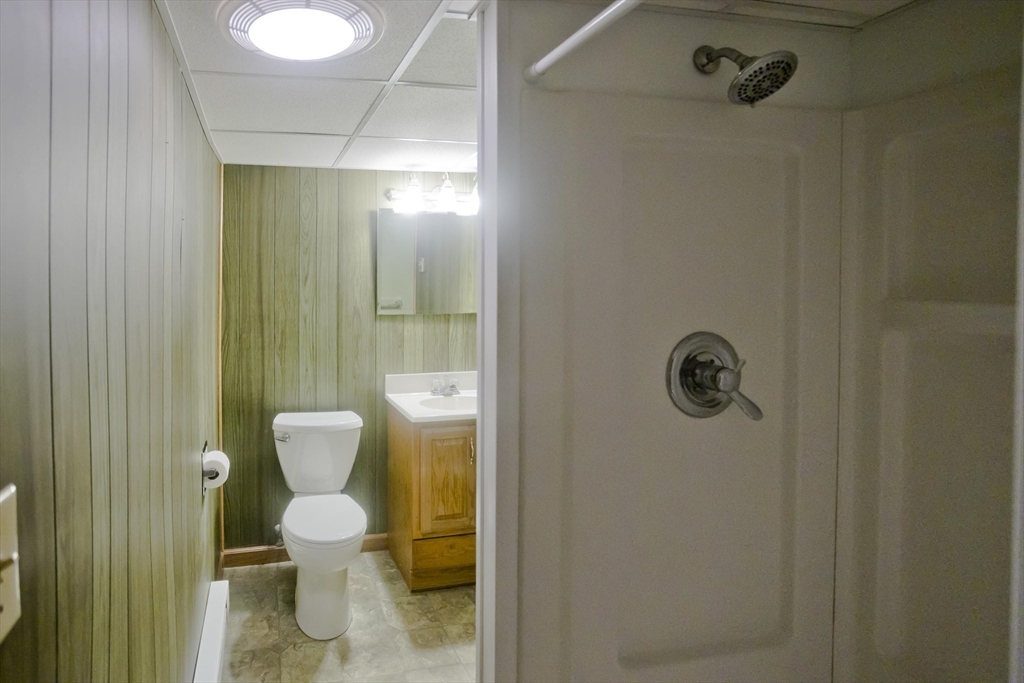 35 Mount Vernon Road Chicopee, MA 01013 - Photo 20 of 27