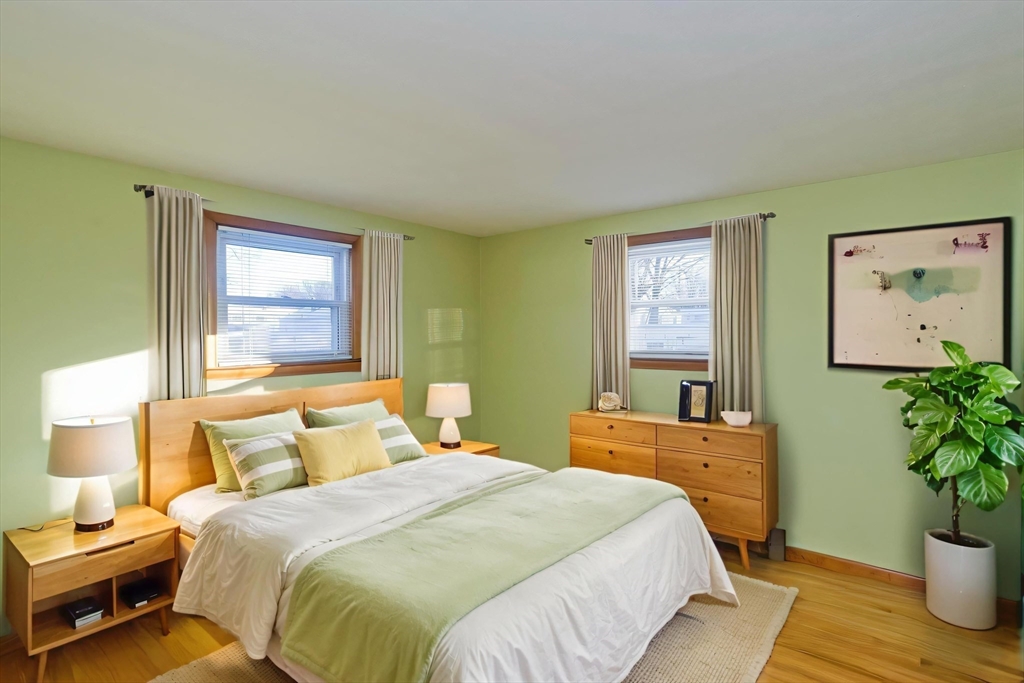 35 Mount Vernon Road Chicopee, MA 01013 - Photo 9 of 27