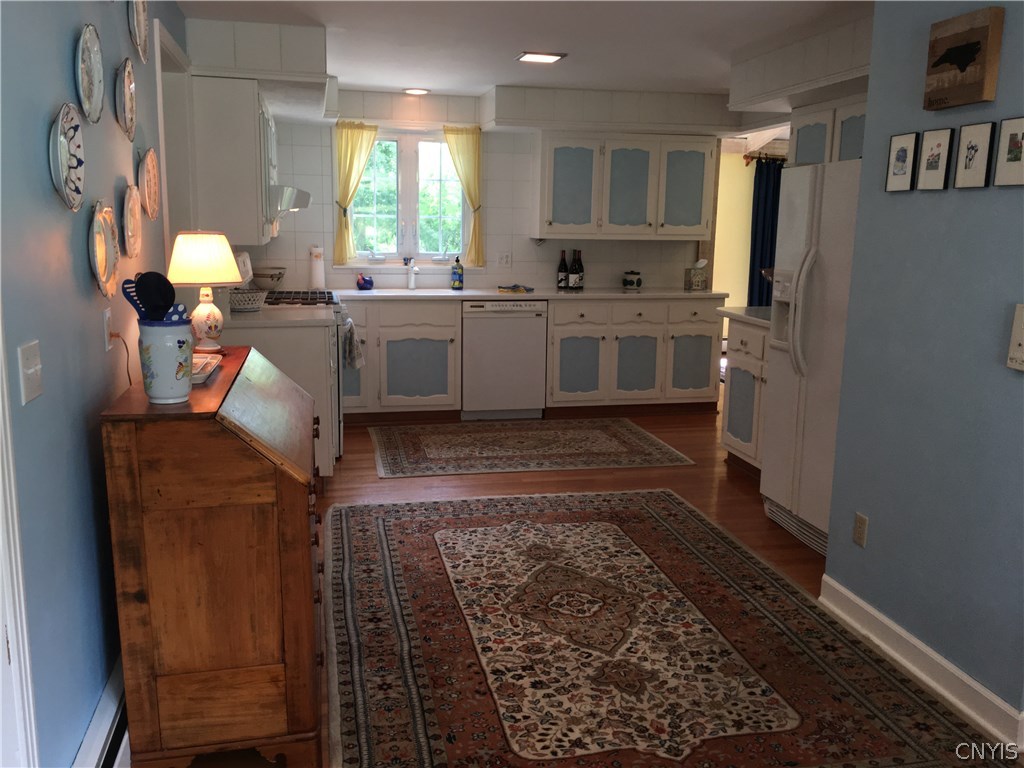 130 Pine Ridge Road Manlius, NY 13066 - Photo 13 of 35