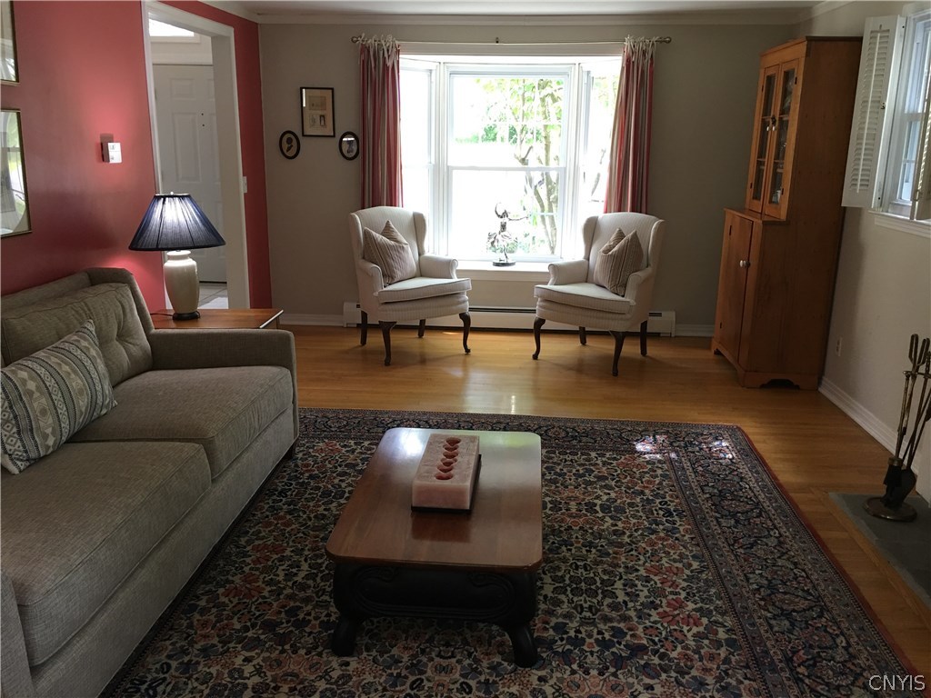 130 Pine Ridge Road Manlius, NY 13066 - Photo 5 of 35 Generously sized living room. Hardwood floors and